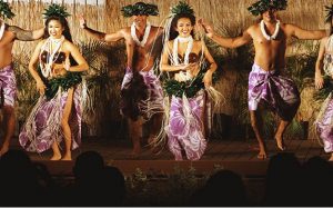 Diamond Head Luau hula performance