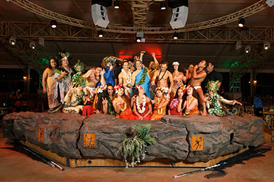 The cast of Luau Kalamaku poses on the stage of this unique Kauai Luau.